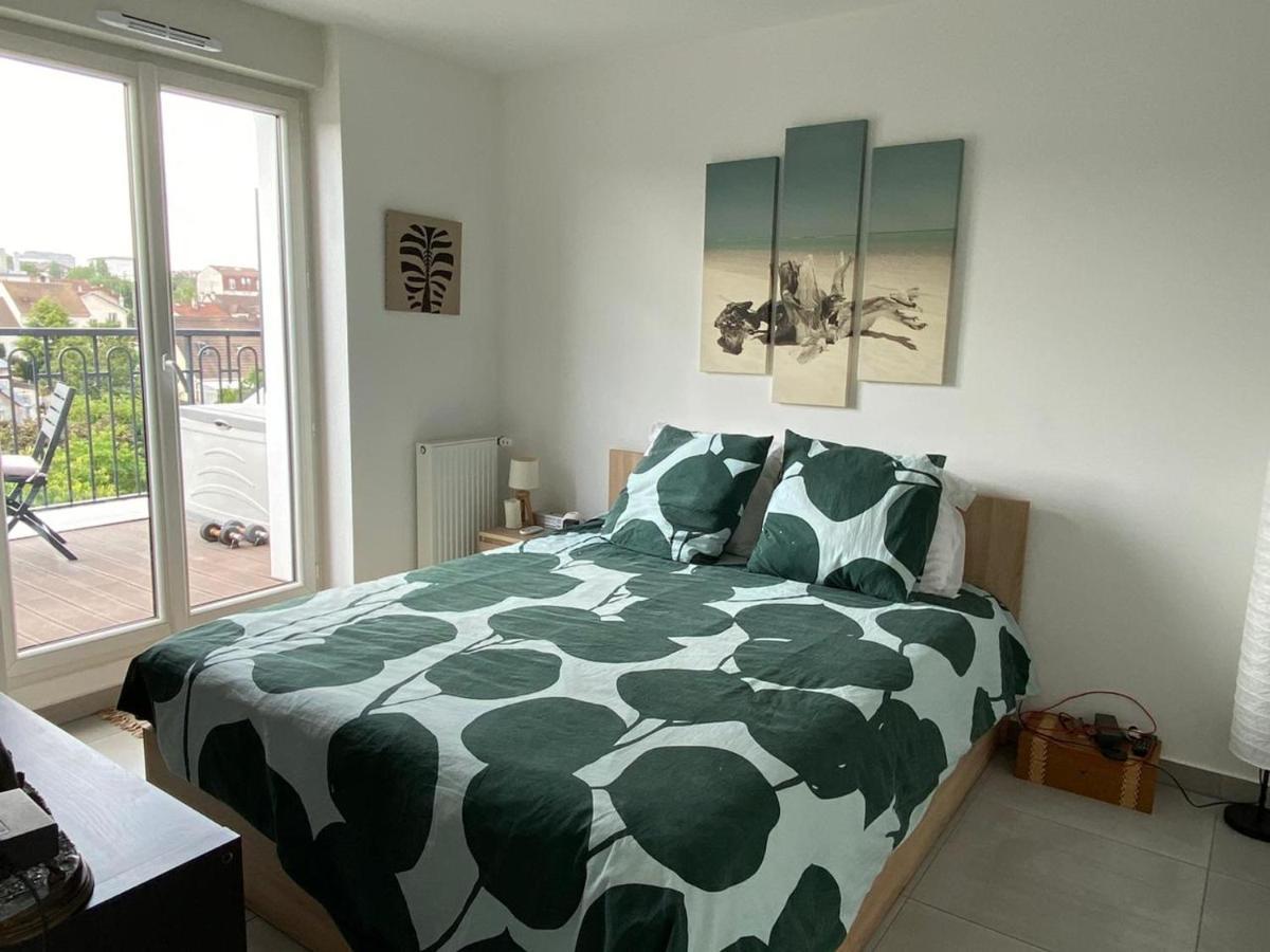 35M2 Neuf, Plein Sud, Dernier Etage Avec Terrasse Apartment Noisy-le-Grand Ngoại thất bức ảnh